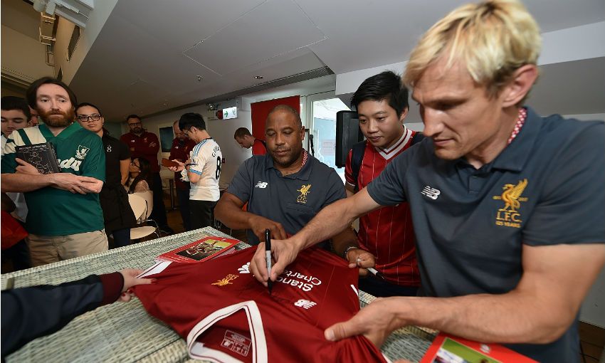 Photos: Barnes and Hyypia meet fans in Hong Kong