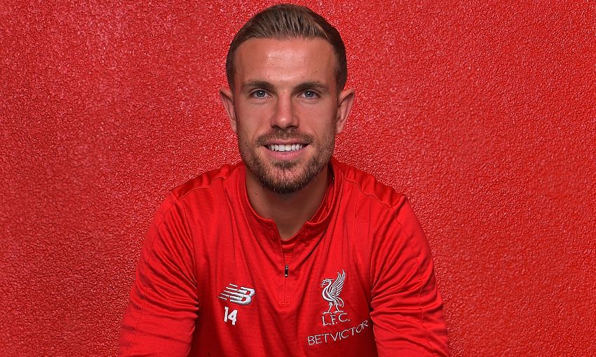 Jordan Henderson signs new Liverpool contract