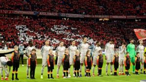 Bayern Munich v LFC: Full match