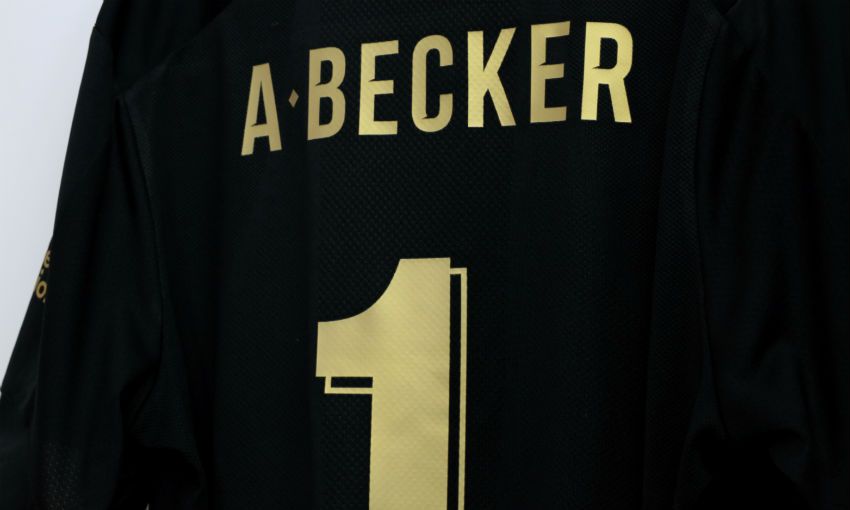 Vooruitzien Yoghurt resterend Alisson Becker to take LFC No.1 shirt next season - Liverpool FC