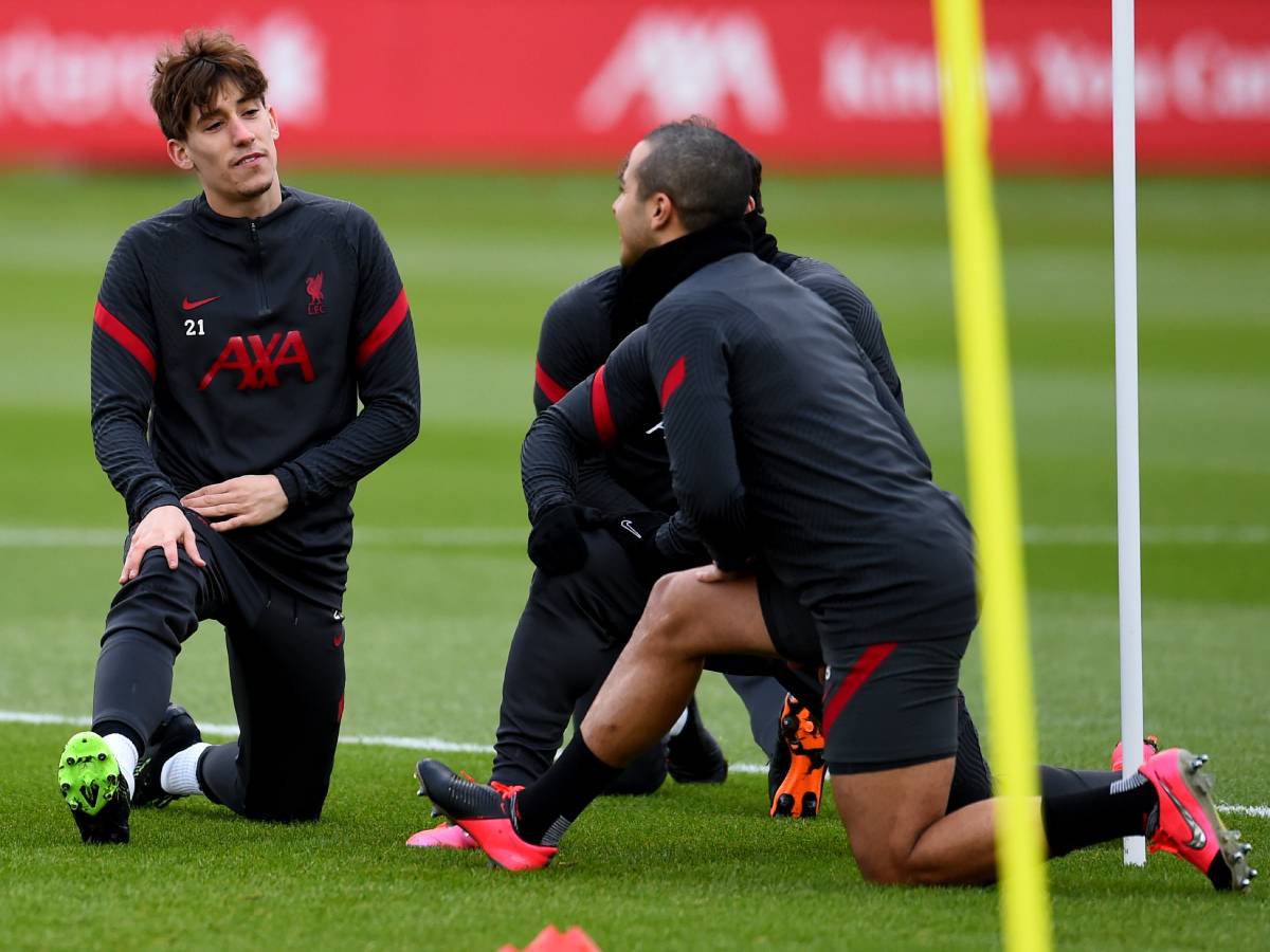 ผลการค้นหารูปภาพสำหรับ Training photos: Liverpool turn focus towards Merseyside derby