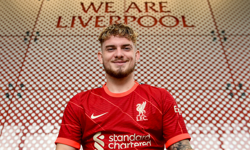 Harvey Elliott signs new Liverpool FC contract