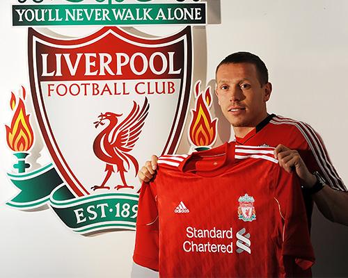 Craig Bellamy re-signs for Liverpool in August 2011